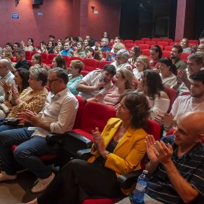 Becas24-27